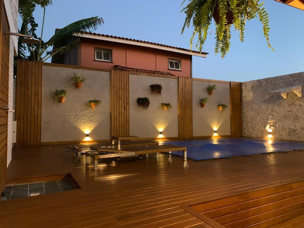Casa com piscina e acesso a pé à Praia do Santinho Florianópolis Esterno foto